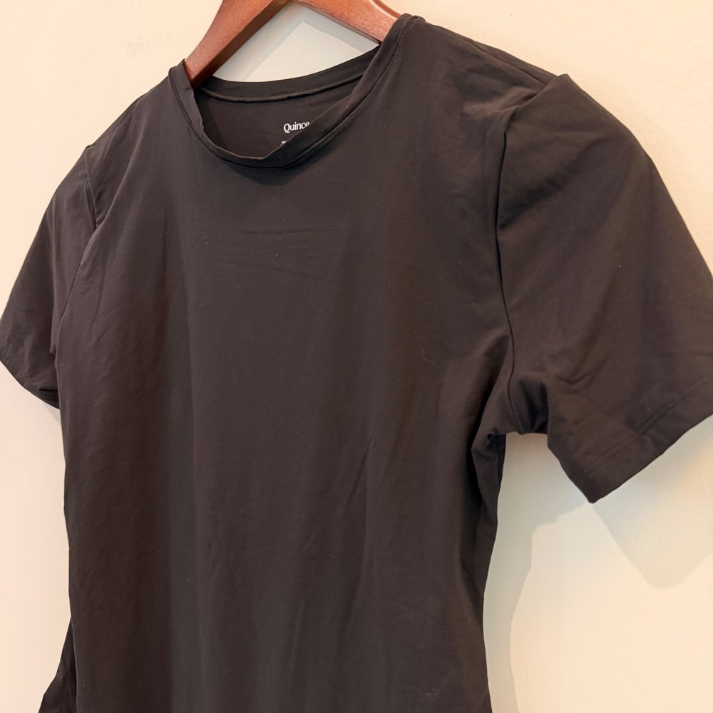 Quince Bodysuit Second Skin T Shirt Crewneck Stretch Travel Date Black Med NWT - Picture 4 of 9